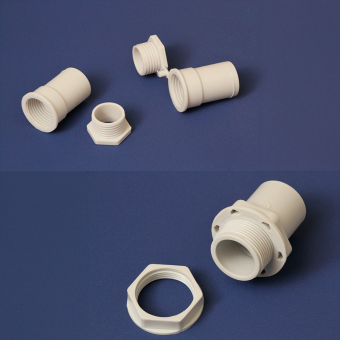 Conector caja - caño de PVC